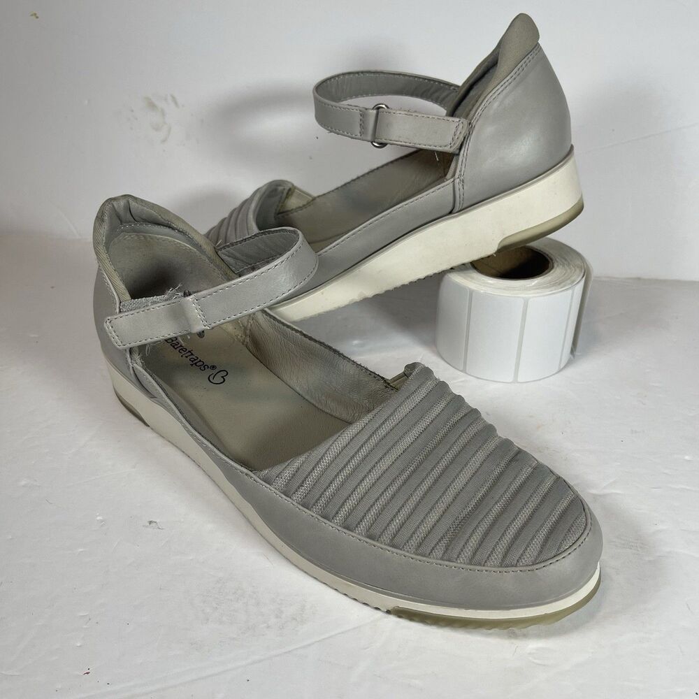 Baretraps Harmony Women's Grey Mary Jane Flats - Size 7.5M